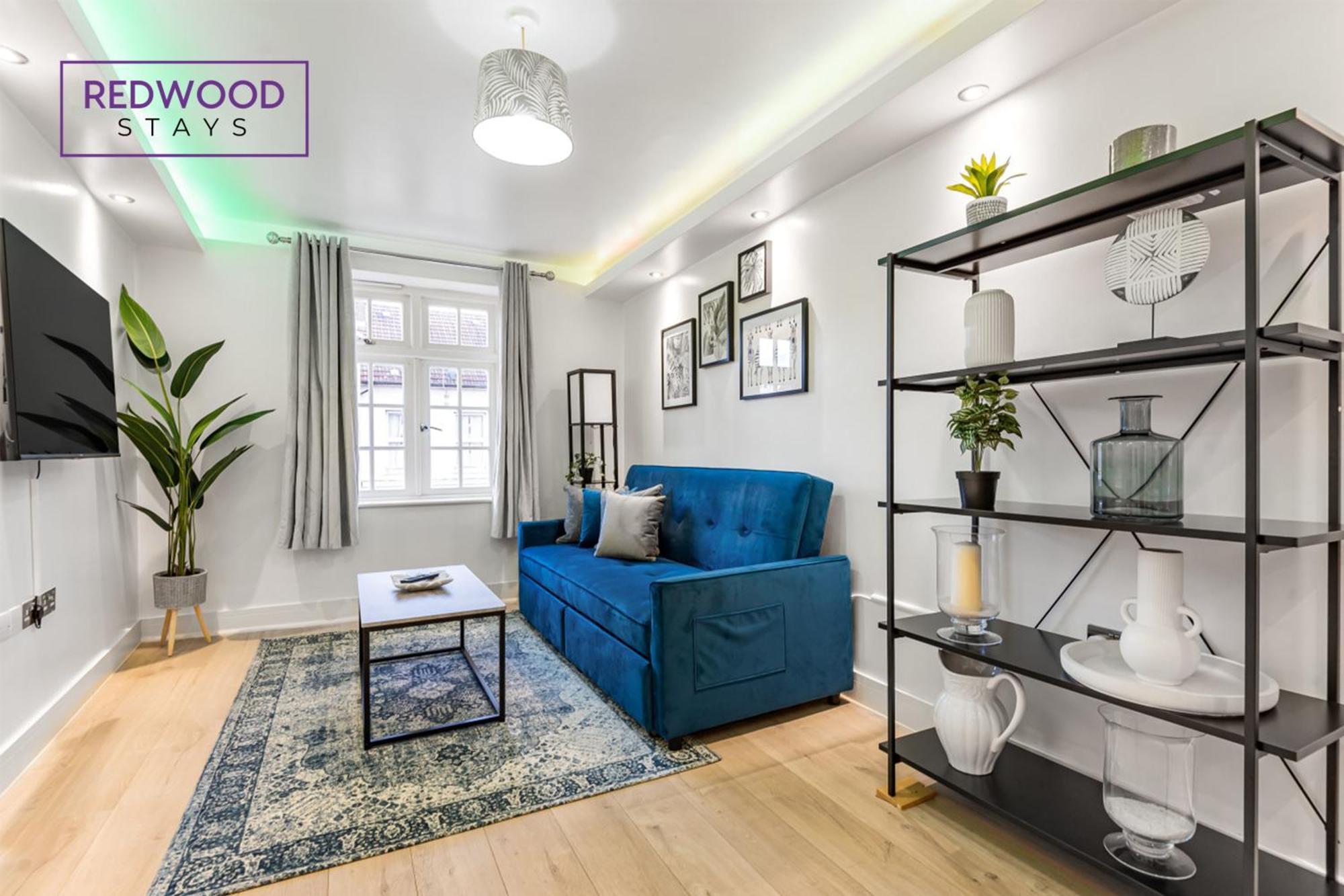 Redwood Stays: Corporate Town Center Apartment with Free Parking Aldershot Exterior photo